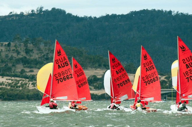 The front pack reaching toward the leeward mark - 2012 Australian Internatonal Mirror championships ©  Bob Cruse